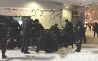 Беспорядки в Киеве: Возле станции метро задержали 27 человек