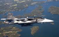 Прем'єр Швеції дав надію, що винищувачі Gripen з'являться в Україні найближчим часом