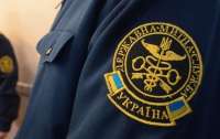 Киевские таможенники изъяли из посылки масонский ритуальный меч