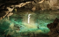 На Тернопольщине нашли крупнейшее подземное озеро Украины