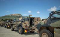 Австралия передаст Украине бронетранспортеры Bushmaster