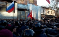 Харьковские сепаратисты заблокировали улицу и не выпускают активистов Евромайдана