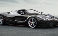 Новый родстер Ferrari рассекретили