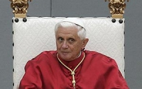 Папа Римский требует называть детей иначе