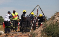 При обвале на руднике в ЮАР пропали более 100 человек