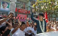 В Бирме оппозиция хочет  «уважать», а не «гарантировать выполнение» конституции