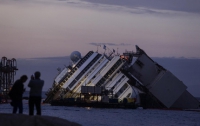 Капитан Costa Concordia свалил вину на рулевого