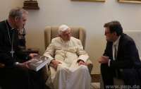 Папа Римский Бенедикт XVI серьезно заболел