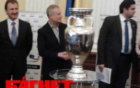 Киев впервые в истории узрел новый Кубок УЕФА ЕВРО-2012 