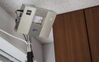 В Японії випустили лампу, що вбиває коронавірус