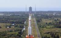 Китай запустил ракету с прототипом пилотируемого космического корабля (видео)
