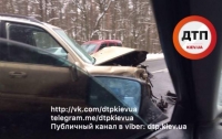 Масштабное ДТП под Киевом: разбиты несколько автомобилей