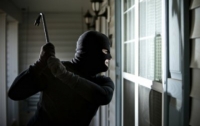 Разбой в Херсоне: мужчина застал грабителей в своем доме 