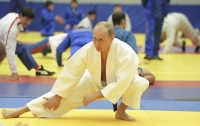 Владимир Путин провел тренировку по дзюдо вместе со сборной России (ВИДЕО)