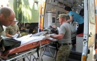 Военные медики США и Канады посетили прифронтовой госпиталь