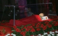 Тело Ким Чен Ира уже выставлено для прощания