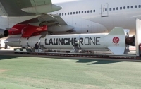 Ракету LauncherOne вперые закрепили под крылом самолета