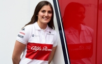 В Формуле-1 впервые за 26 лет может появиться женщина-пилот