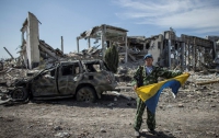 Украинские войска отступили из донецкого аэропорта