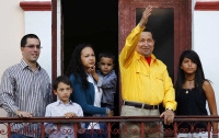 Как Уго Чавес отмечал свое 57-летие (ФОТО)  