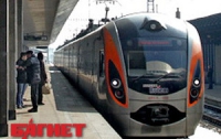 Первый год комом: в Украине поезда «Хюндай» празднуют годовщину работы 