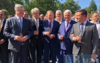 Пять украинских президентов попали на одно фото