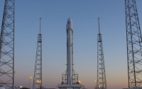 SpaceX готовится запустить сразу 7 спутников с помощью ракеты Falcon 9: трансляция