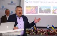 Украинских врачей научат бесконтактно лечить пациентов с коронавирусом
