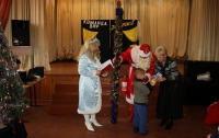 Запорожский Дед Мороз – лучший друг детей и пожарных