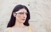 Google Glass можна встановити на улюблені окуляри