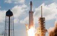 Названа причина аварии во время пуска Falcon Heavy (ВИДЕО)