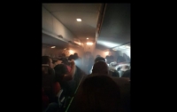 Самолет с фанатами сборной Перу загорелся над Россией (видео)