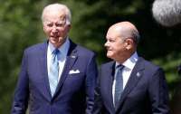 Байден и Шольц в ходе переговоров обсудили помощь Украине
