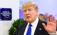 ЧП в Давосе: машина кортежа Трампа сбила полицейского