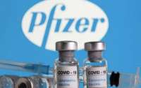 Вакцина Pfizer викликала ускладнення: в компанії приховувала дані про шкоду
