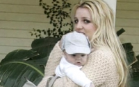 У Бритни Спирс обострился материнский инстинкт