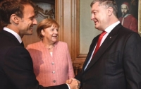 В Германии начались переговоры Порошенко, Меркель и Макрона