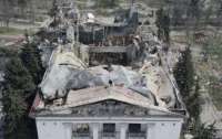 Строители в Мариуполе заливают в бетон погибших в драмтеатре