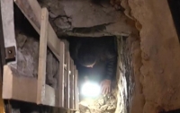 Житель Закарпатья нашел на своей кухне вход в подземелье