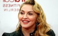 Пьяная Мадонна поглумилась над зрителями во время концерта (ВИДЕО)