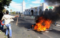 Исламисты в Тунисе поджигают бордели
