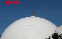 На Майдане «выросли» купола (ФОТО)