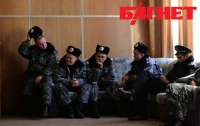 Киевские оперативники задержали двух гопников