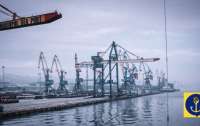 Из порта в Мариуполе делают военную базу