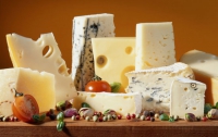 Украинцы любят сыры, но выбирают не экзотику