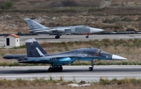 Оккупанты перебросили несколько бомбардировщиков в аннексированный Крым