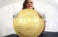 Крупнейшая золотая монета Европы весит одну тысячу тройских унций