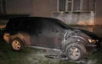 СМИ: В Коломые подожгли депутатский Mitsubishi