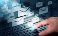 Половина почтовых серверов мира будет уязвима еще несколько 