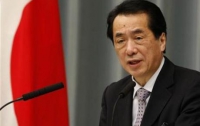 Премьер Японии избежал отставки